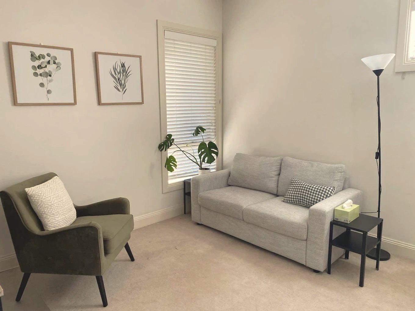 The calm, comfortable consulting room at Metanoia Counselling in Doncaster